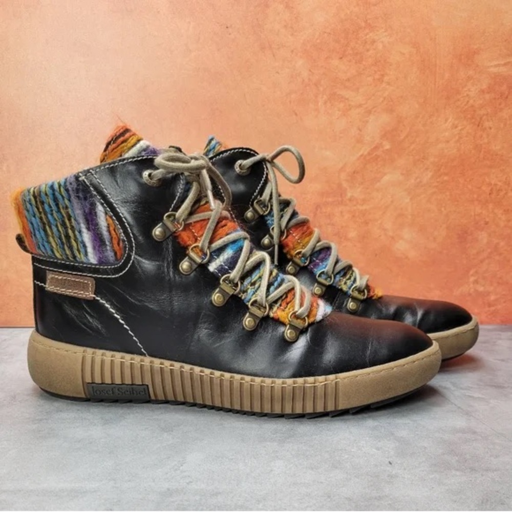 Josef Seibel Black Leather Sneakers with Multicolor Knit